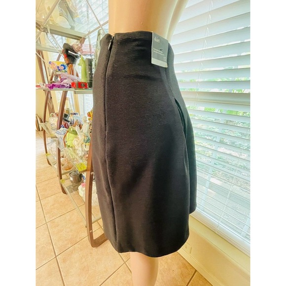 Alfani Woman Sz 12 Black Pleated A Line Short Skirt Side Zip Up Closure NWT - Picture 9 of 15